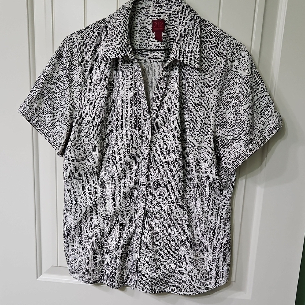 212 Collection Black And White Vintage Minimalist Short Sleeved Blouse XL